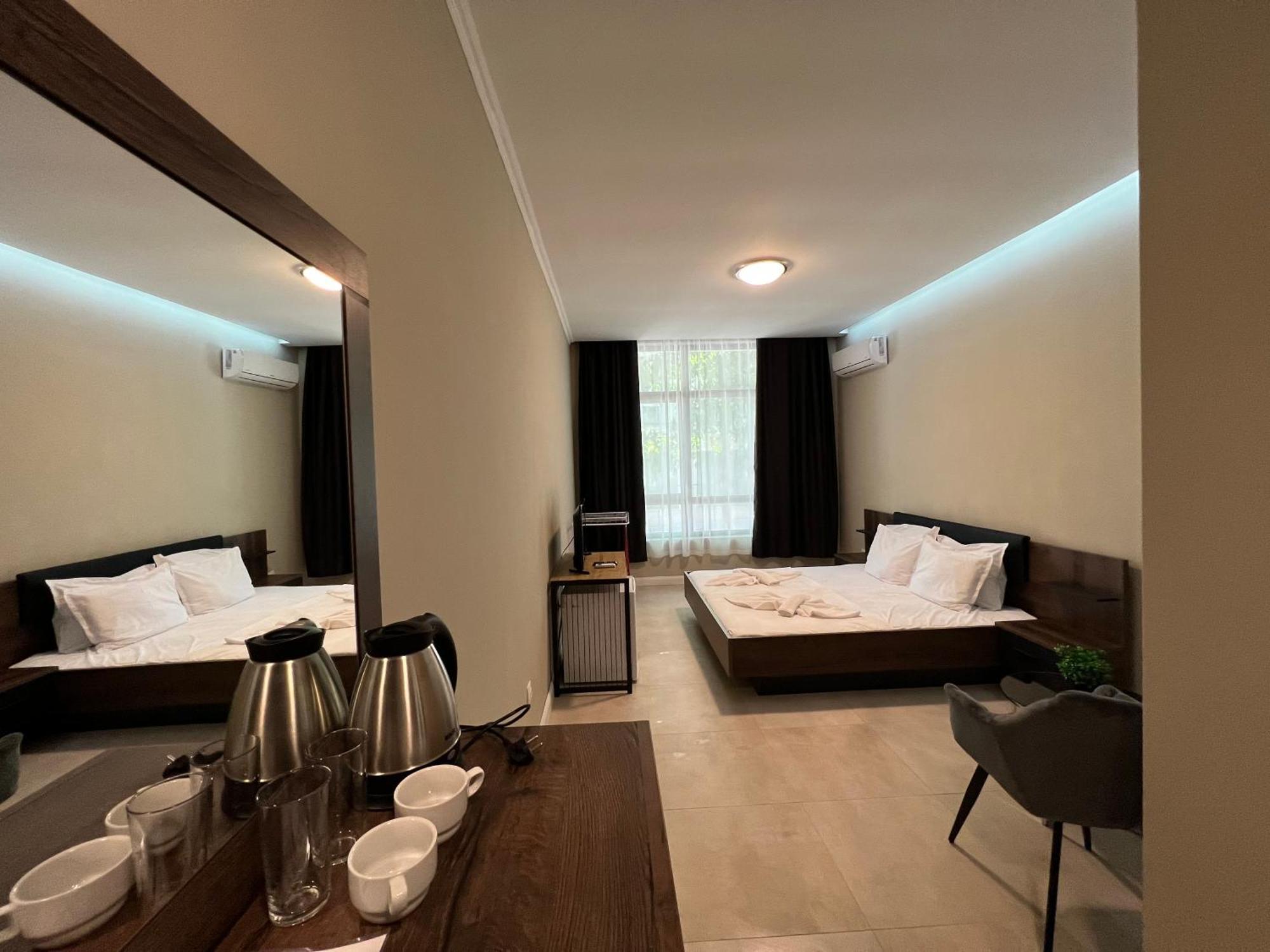 Ramay Rooms Saints Constantine and Helena Exterior photo
